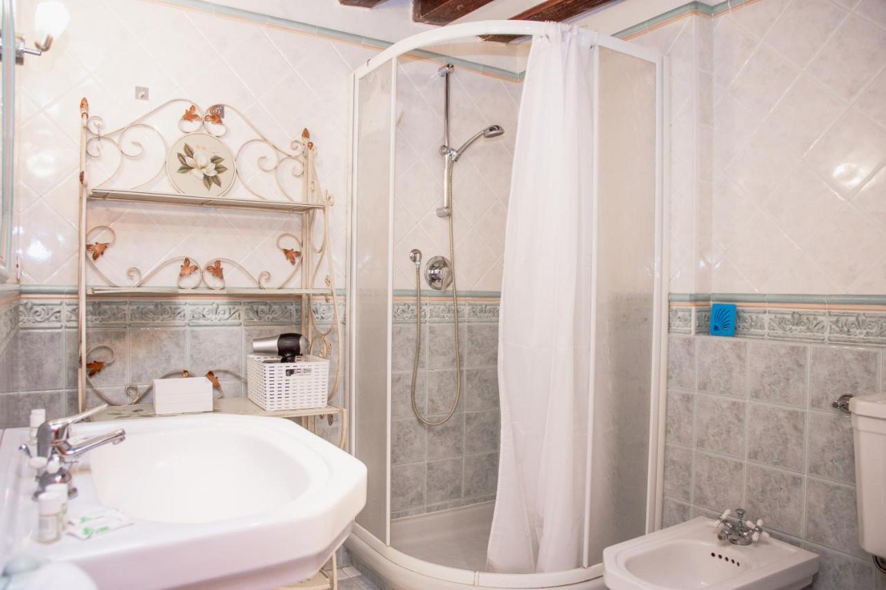 Appartamenti Superior In Via Garibaldi By Bricola Apartments Venice Exterior photo